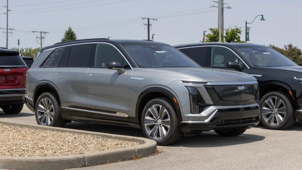 Cadillac VISTIQ Luxury 3-Row Electric SUV display.