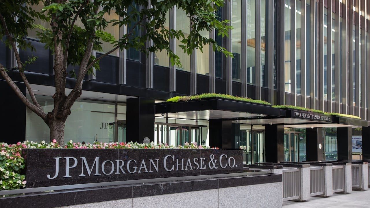 JP Morgan Chase office building at 270 Park Avenue in midtown Manhattan