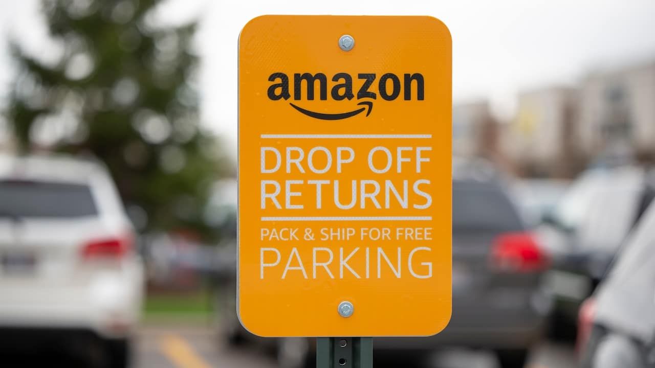 An Amazon Drop Off or Return sign