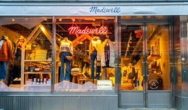 A new class action lawsuit accuses Madewell of falsely advertising that certain items are on sale or discounted when they are not.