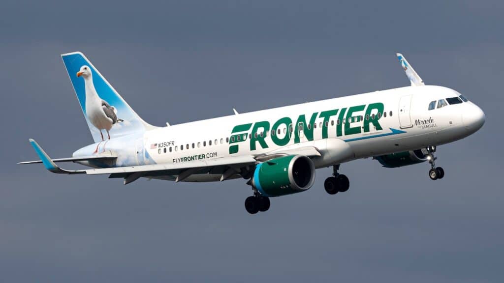 Frontier Airlines Airbus A320neo landing at Ronald Reagan National Airport