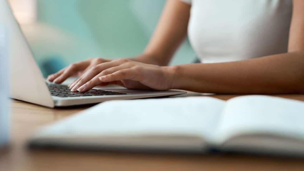 online course essay and studying for college assessment.