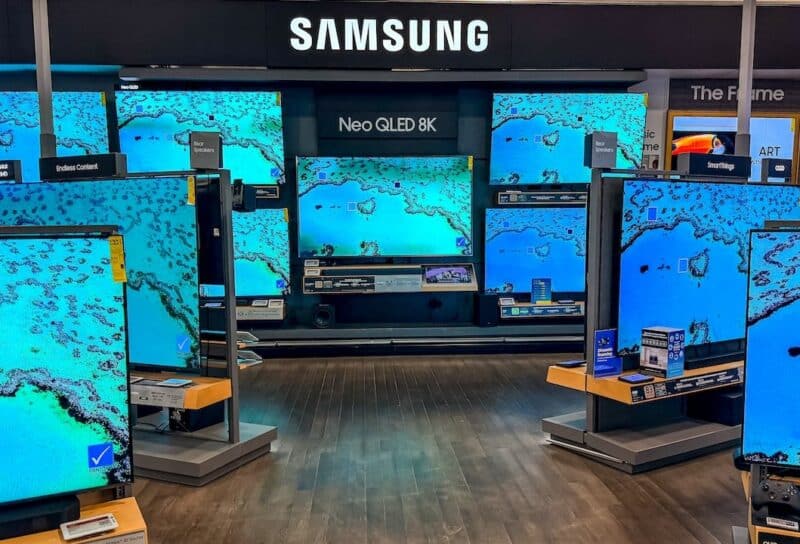 Samsung Televisions on Display at Best Buy Store